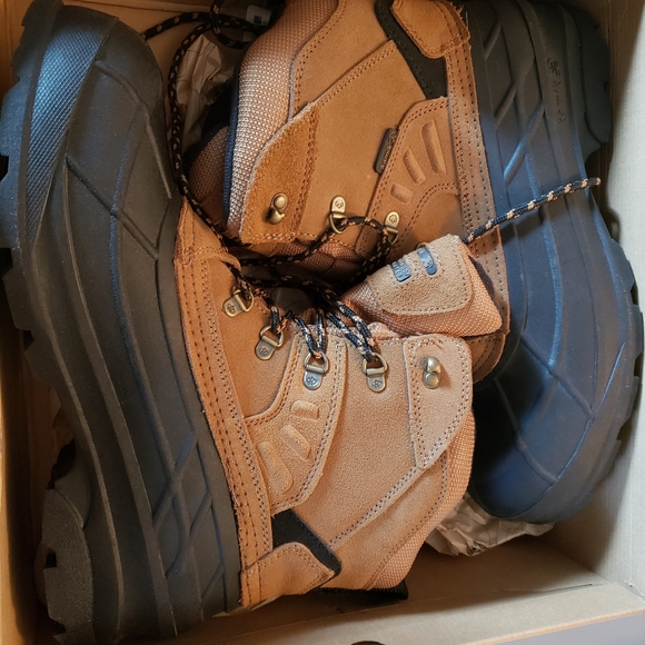 kamik fargo snow boots